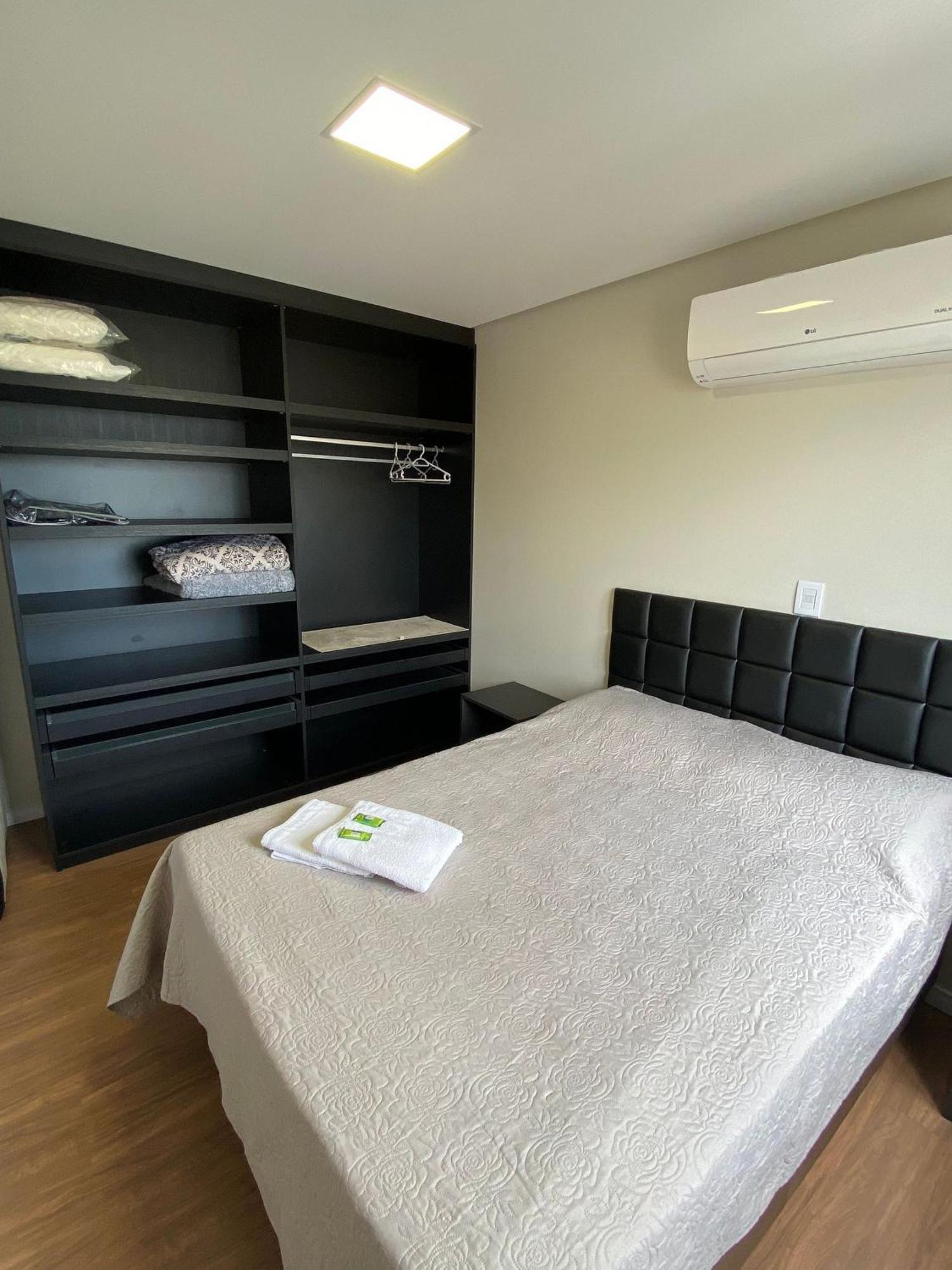 Dallas Apartamentos Na Via Gastronomica-Estacionamento-Amplos E Equipados-Wifi Бенту-Гонсалвіс Екстер'єр фото