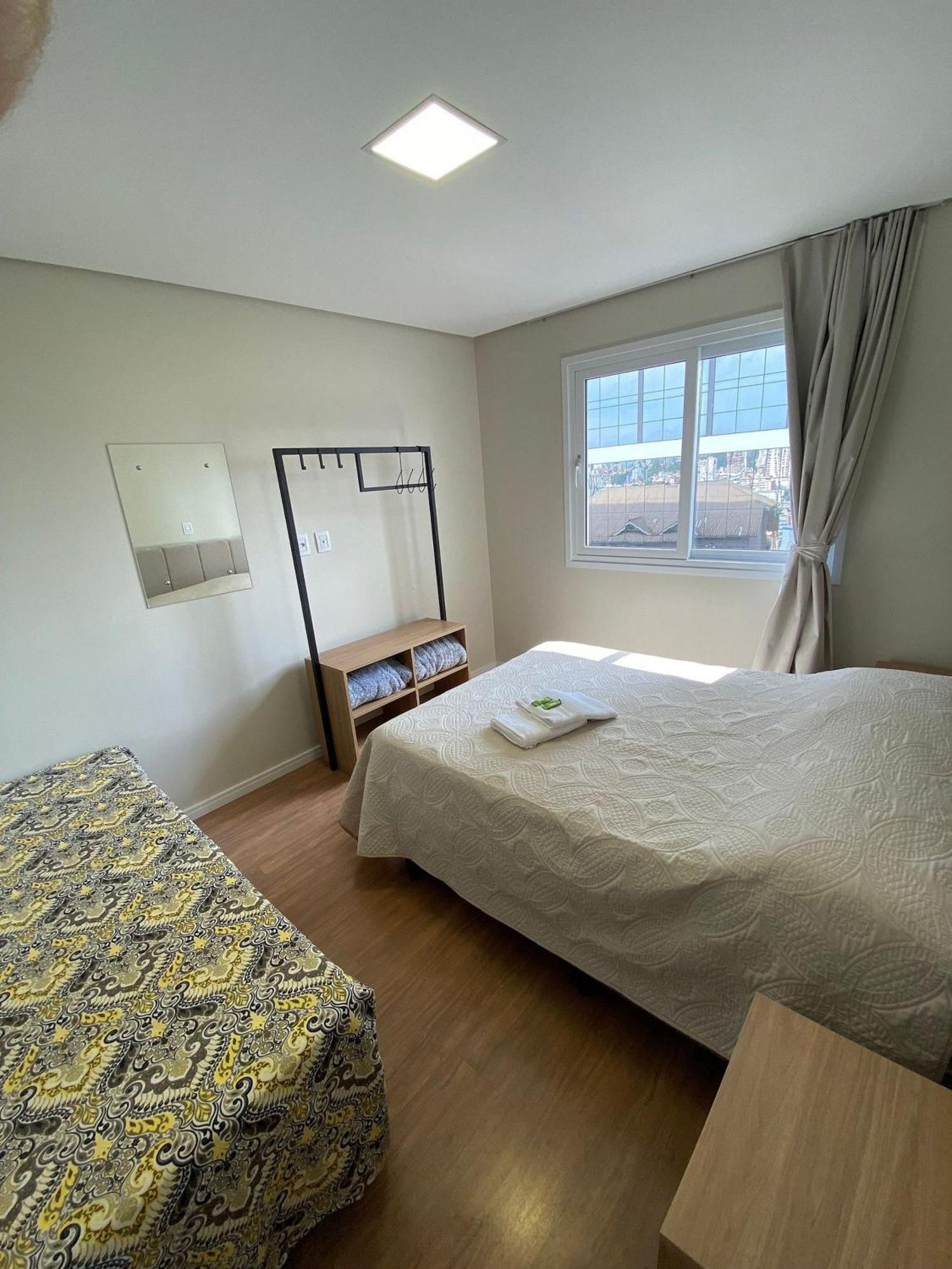 Dallas Apartamentos Na Via Gastronomica-Estacionamento-Amplos E Equipados-Wifi Бенту-Гонсалвіс Екстер'єр фото