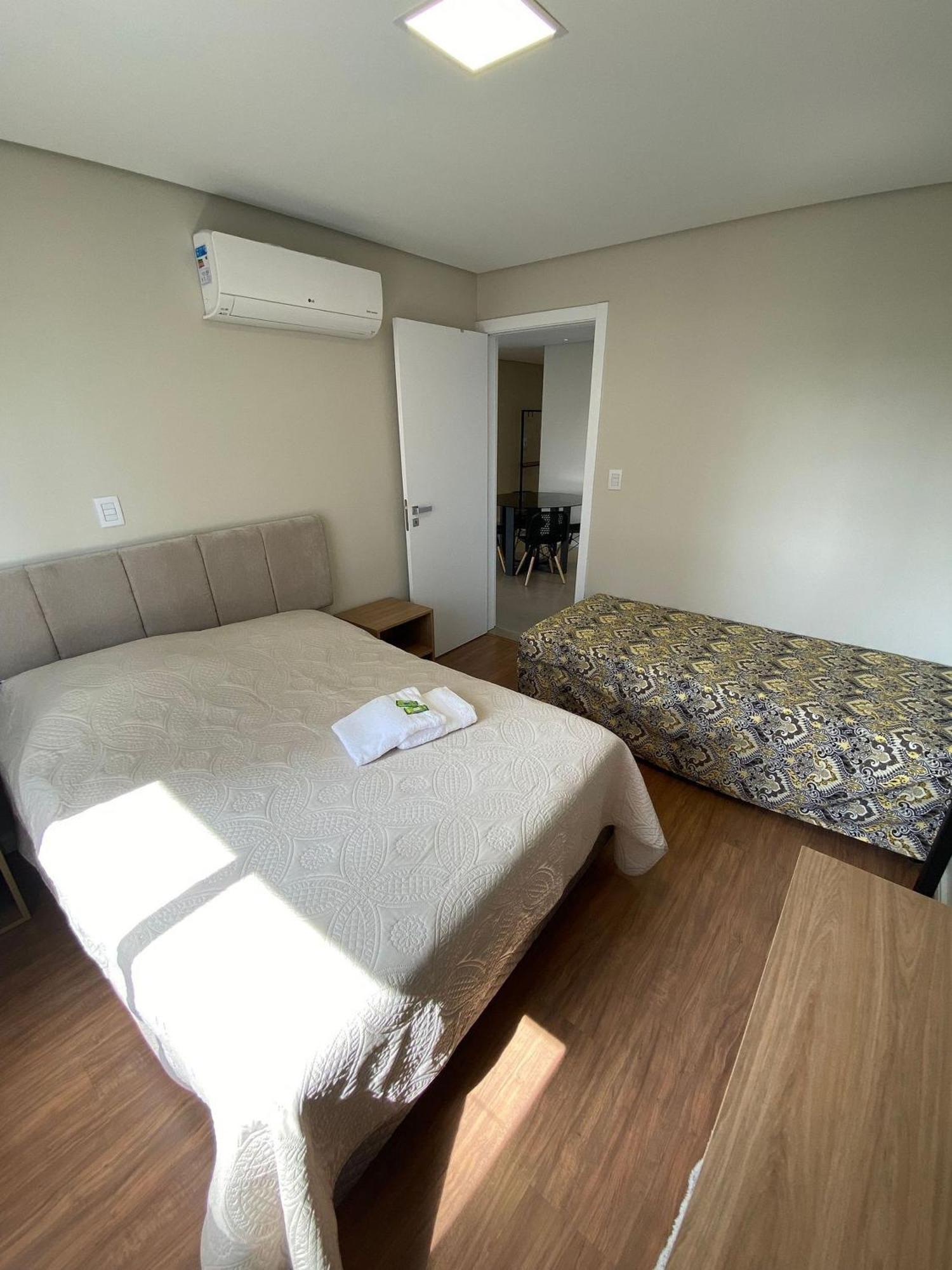 Dallas Apartamentos Na Via Gastronomica-Estacionamento-Amplos E Equipados-Wifi Бенту-Гонсалвіс Екстер'єр фото