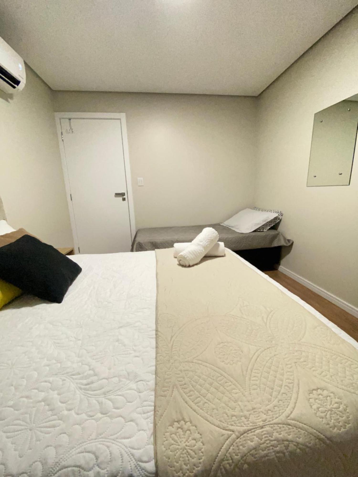 Dallas Apartamentos Na Via Gastronomica-Estacionamento-Amplos E Equipados-Wifi Бенту-Гонсалвіс Екстер'єр фото