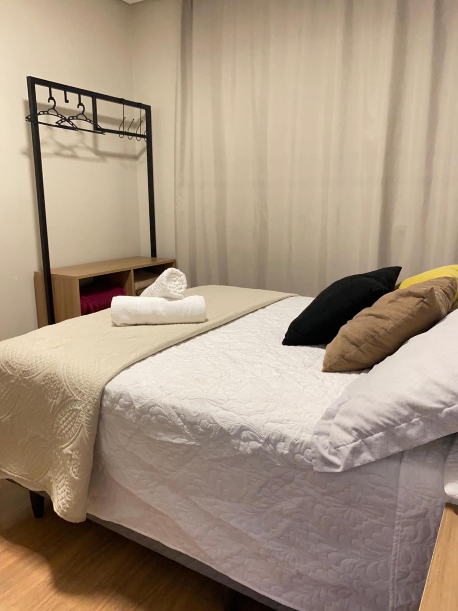 Dallas Apartamentos Na Via Gastronomica-Estacionamento-Amplos E Equipados-Wifi Бенту-Гонсалвіс Екстер'єр фото